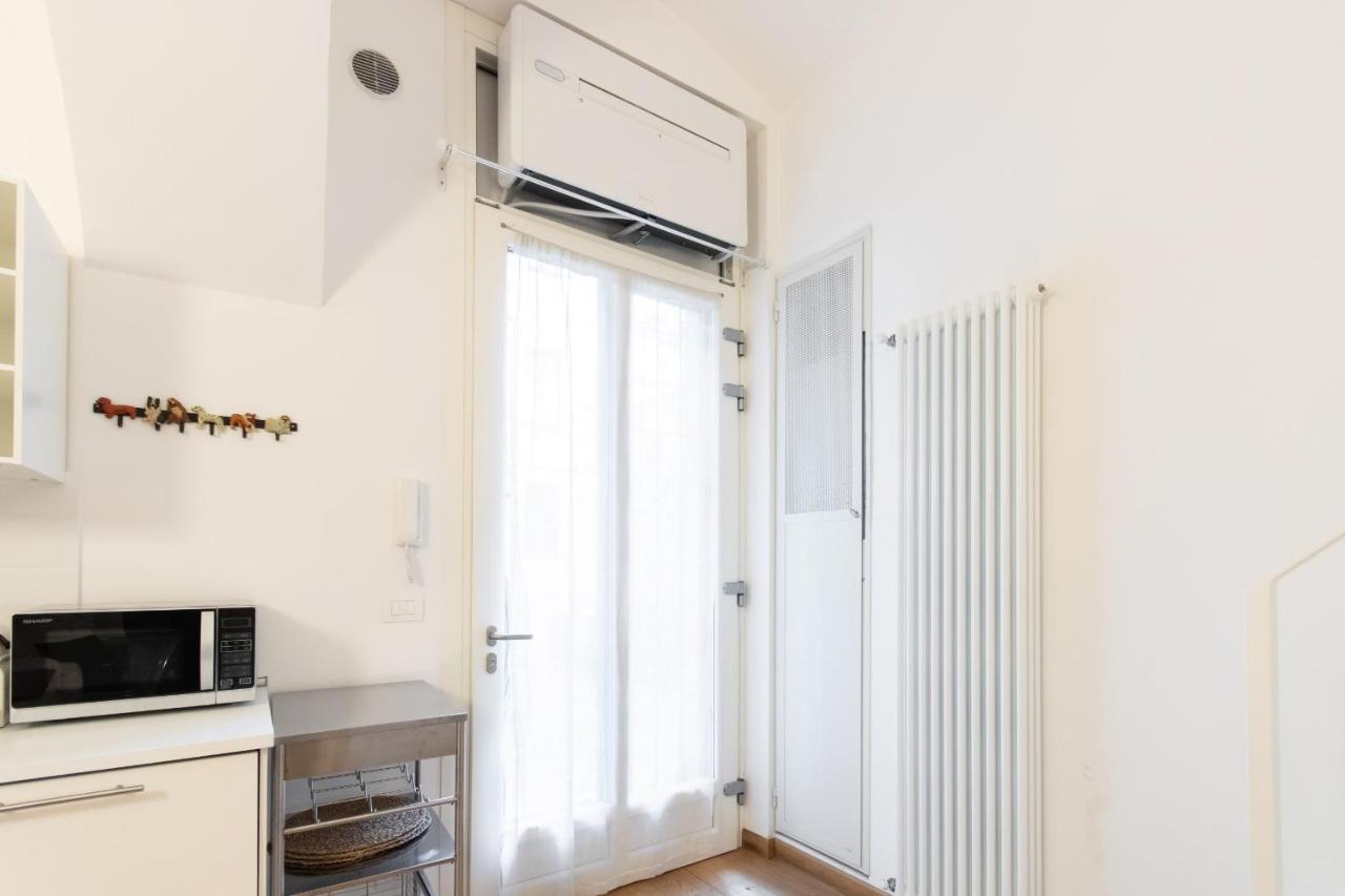 Charming Studio Near Piazza Castello By Wonderful Italy Turín Exterior foto